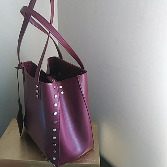 Handbag - Picture 3 of 3